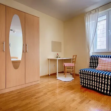 Marinkovic 아파트